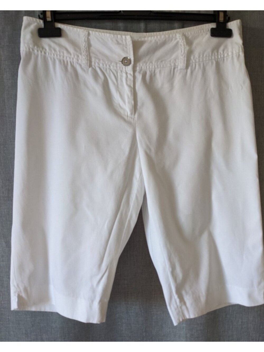 Michael Kors Women Shorts White Medium Rise 100% Cotton 13" Inseam Size 8 Flaw